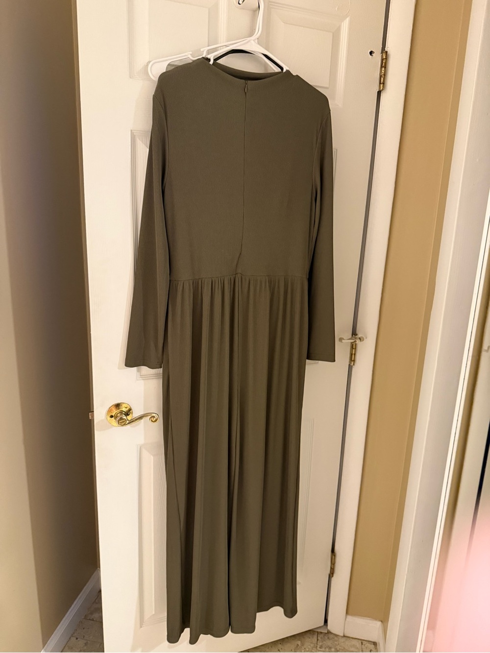 Long Sleeve Maxi jumper in Olive Green